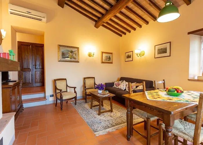 San Martino Agli Ulivi Фермерський будинок