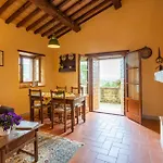 San Martino Agli Ulivi Farm stay *